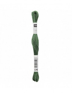 Fil à broder Rico Design 100% coton égyptien 8m - MOULINE VERT SAPIN 04 - N°176