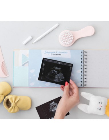 ALBUM - 9 MOIS ET TOUT PLEIN DE SUPER MOMENTS À VIVRE - Bébé et Grossesse