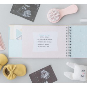 ALBUM - 9 MOIS ET TOUT PLEIN DE SUPER MOMENTS À VIVRE - Bébé et Grossesse