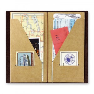 TRAVELER'S  accessoire 020 - double pochette Kraft regular