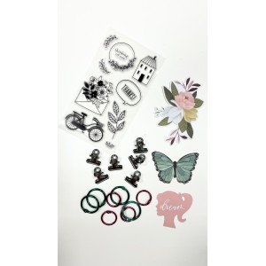 BUNDLE beaux cardstocks, stickers et accessoires : MAGGIE HOLMES - Flourish