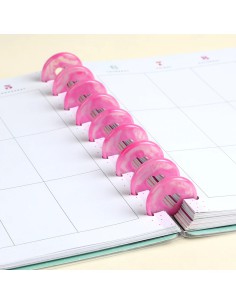 Medium - 11 anneaux en plastique -  Berry Pink Translucent Swirl 2