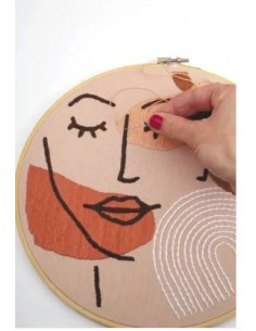 kIT BRODERIE VISAGE  LINE ART 2
