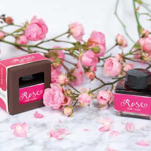 Encrier fushia - encre parfumée à la rose