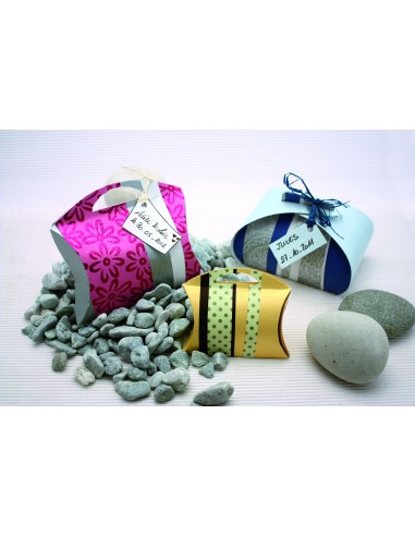 3 GABARITS POUR "BOITE CADEAU" A DECORER